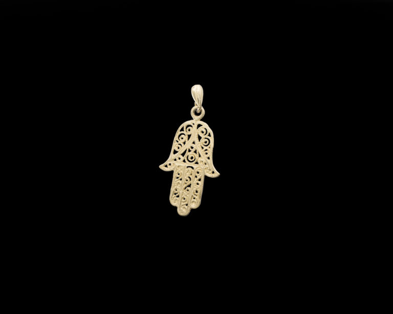 1.7 grams 14 carat, Yellow Gold Engraved Chamsa Pendant