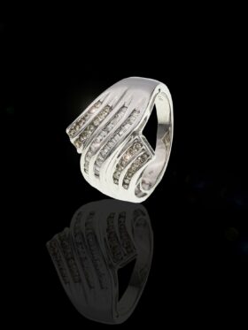Exquisite Diamond Cocktail Ring