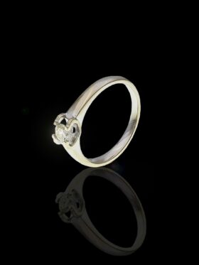 3 grams 18 carat White Gold Diamond Solitaire