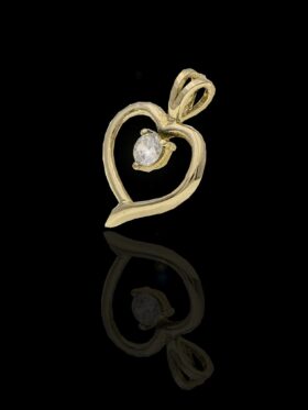 0.6 grams 9 carat Yellow Gold Cubic Zirconia Heart Pendant