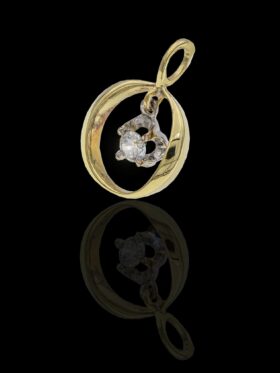 1.4 grams 9 carat Yellow Gold Cubic Zirconia Pendant
