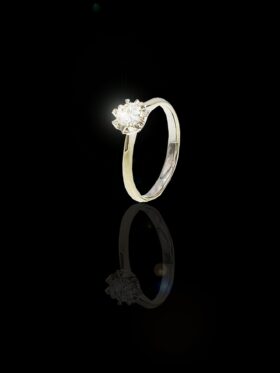 2 grams 18 carat White Gold Diamond Solitaire Ring