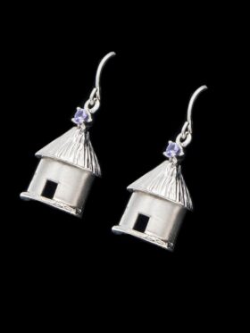 4.8 grams 9 carat White Gold African Design Hut Earring
