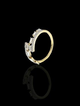 2 grams 18 carat Yellow Gold Crossover Diamond Ring