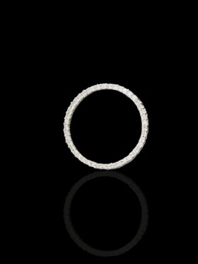 1.8 grams 18 carat White Gold Diamond Circle of Life Pendant