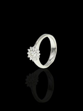 5.2 grams Platinum Diamond Halo Ring