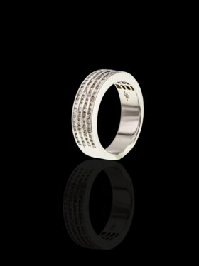 4.9 grams 14 carat White Gold Diamond Eternity Ring