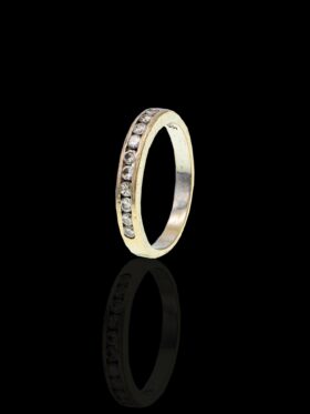 2.7 grams 18 carat White Gold Diamond Half Eternity Ring