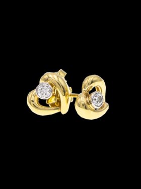 4.4 grams 18 carat Yellow Gold Diamond Heart Shaped Stud Earrings