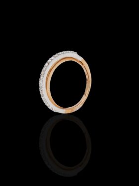 2.7 grams 18 carat Two Tone (Yellow & white Gold) Diamond Half eternity Ring