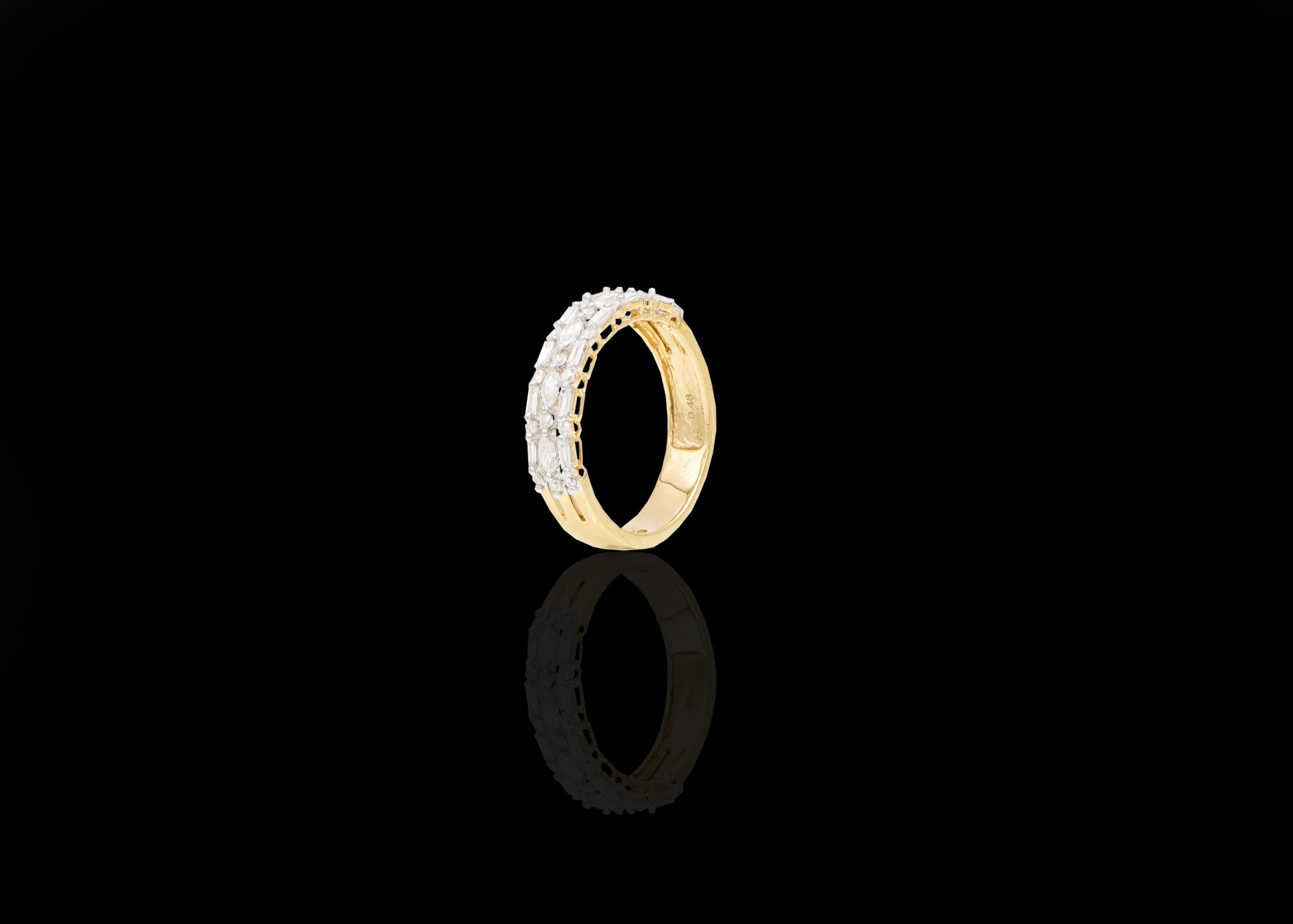 3.2 grams 18 carat Yellow Gold diamond Half Eternity Ring