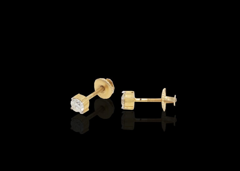 1.2 grams 14 carat Yellow Gold Diamond Stud Earrings