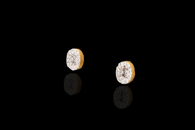 2 grams 18 carat Rose Gold Diamond Stud Earrings