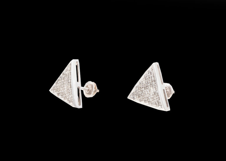 6 grams 14 carat White Gold Diamond Studd Earrings