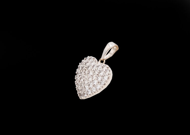 2 grams 9 carat White Gold Cubic Zirconia Pendant