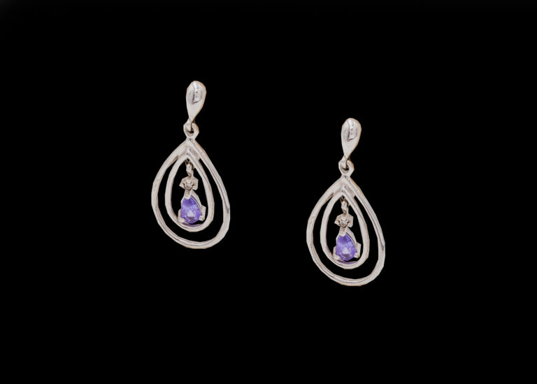 2.5 grams 9 carat White Gold Tanzanite Stud Earrings