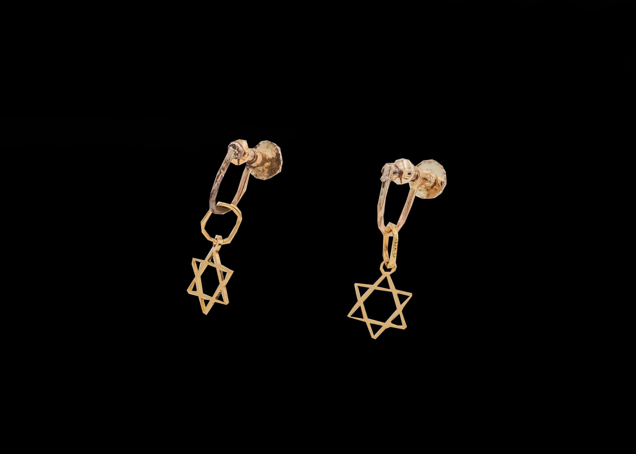 1.5 grams 9 carat Star of David Threaded Earrings