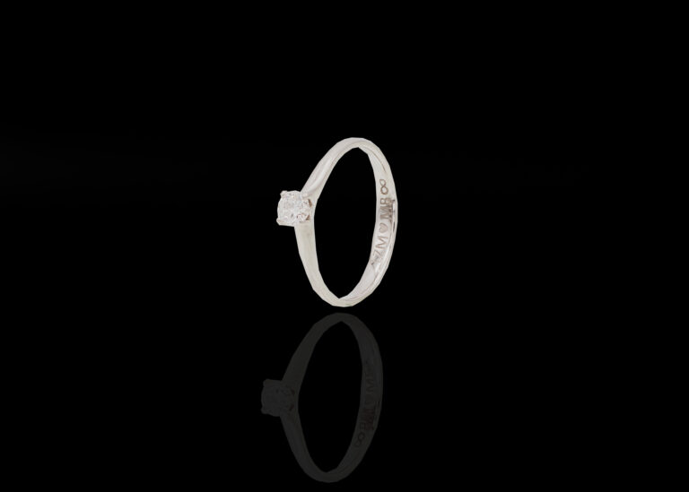 4.2 grams Platinum Diamond Browns Solitaire Ring