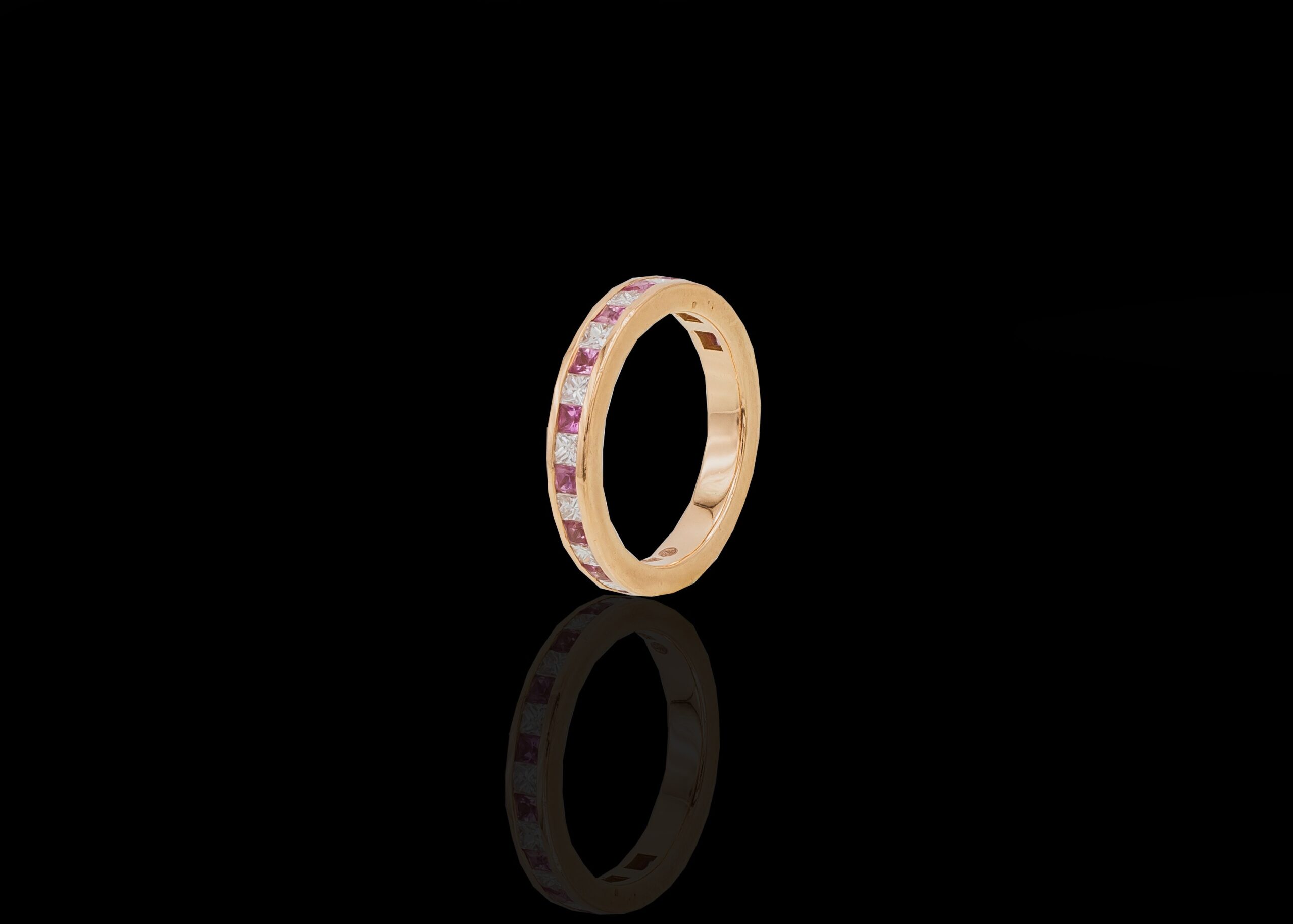5.2 grams 18 carat Yellow Gold Diamond & Gemstone Half Eternity Ring