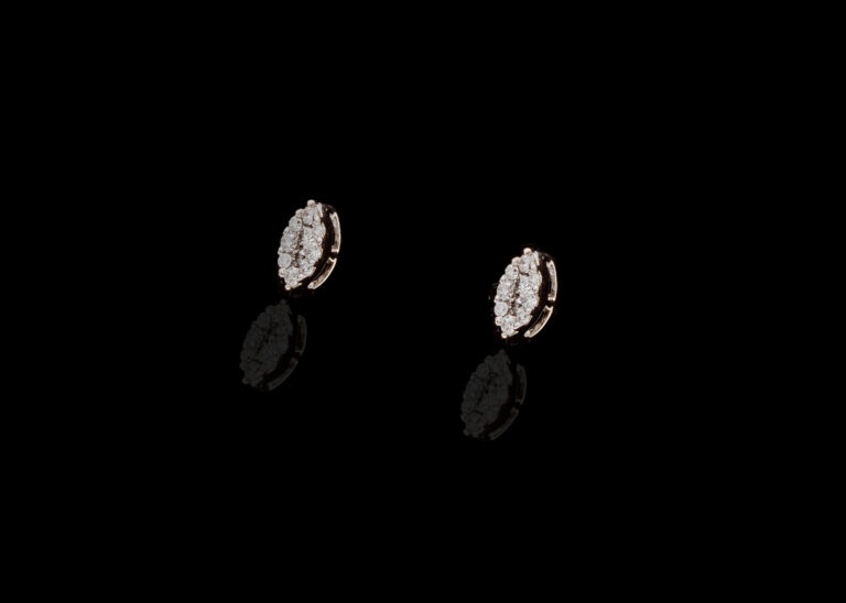 CI0002133 - 1.3 grams 18 carat White Gold Diamond Stud Earrings