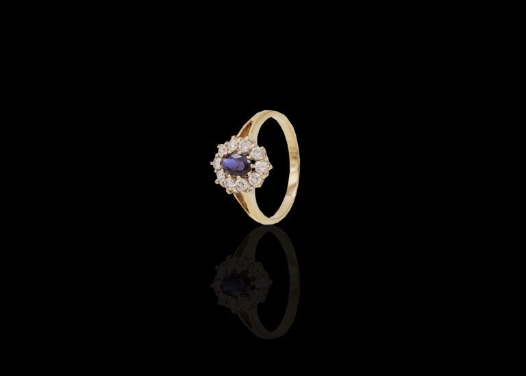 CI0002138 - 2.4 grams 9 carat Yellow Gold Synthetic Blue Sapphire and Diamonds