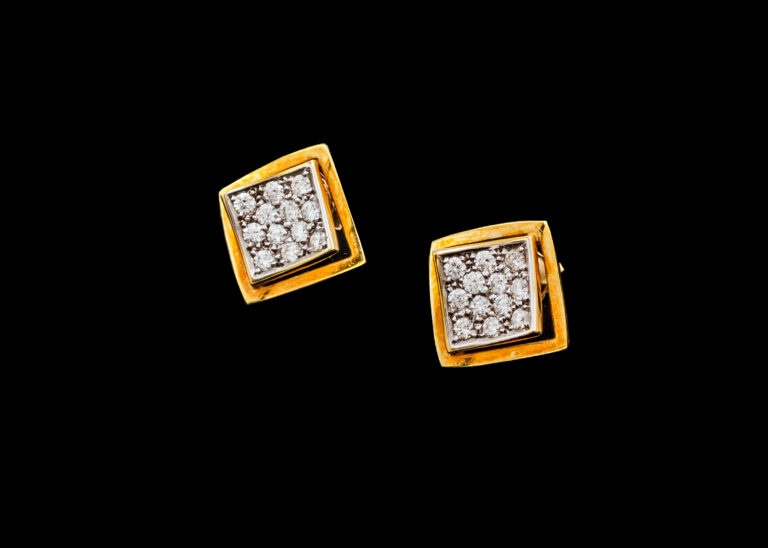 CI0002168 - 4.7 grams 18 carat Yellow Gold Diamond Stud Earrings