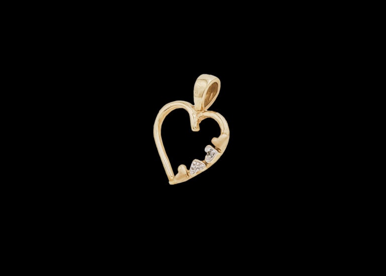 CI0002174 - 0.8 grams 9 carat Yellow Gold Diamond Heart PendantCI0002174 - 0.8 grams 9 carat Yellow Gold Diamond Heart Pendant