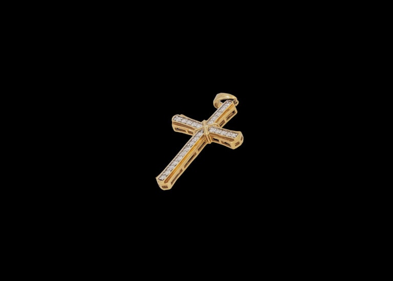 CI0002184 - 3.5 grams 10 carat Yellow Gold Diamond Cross Pendant