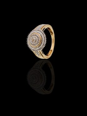 CI0002226 - 4 grams 9 carat Yellow Gold Diamond Illusion set Ring