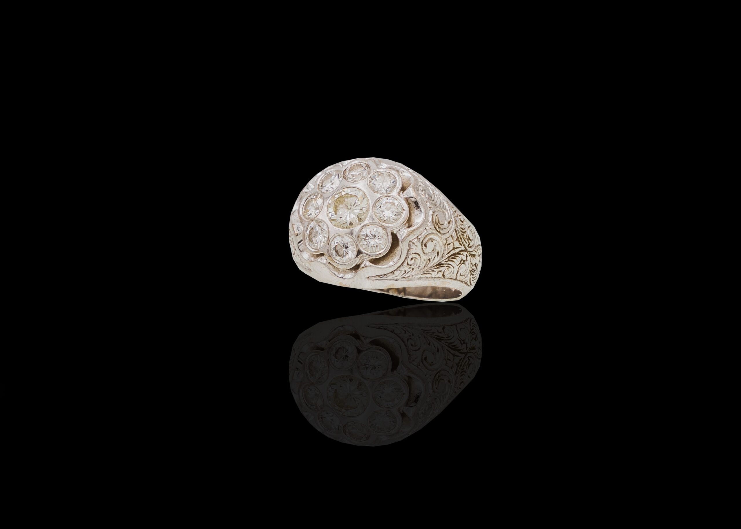 CI0002234 - 17 grams 18 carat White Gold Diamond Cocktail Ring with Engraved Lace Design