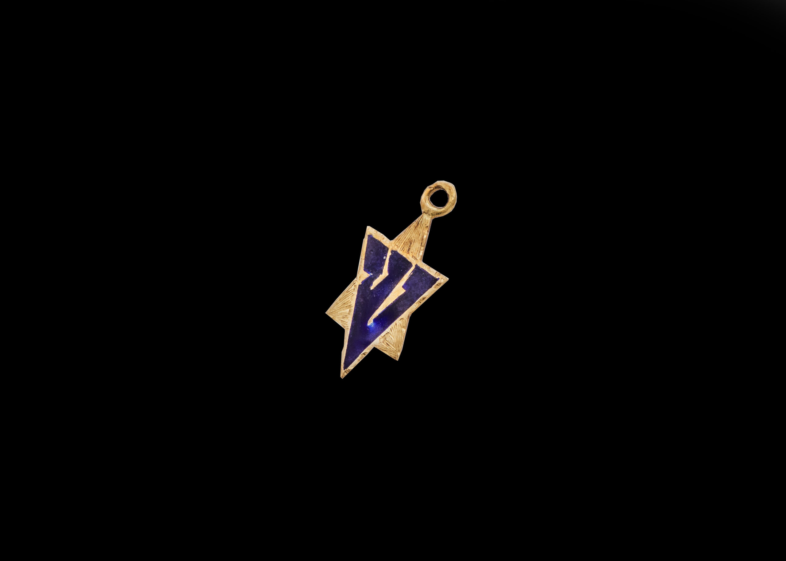 CI0001264 - 0.4 grams 9 carat Yellow Gold star of David with blue enamel