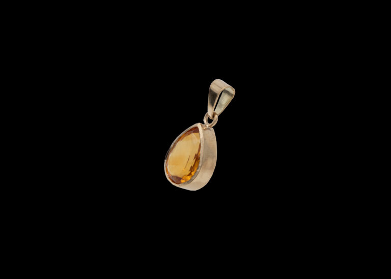 CI0001293 - 3 grams 9 carat Yellow Gold Gemstone Pendant