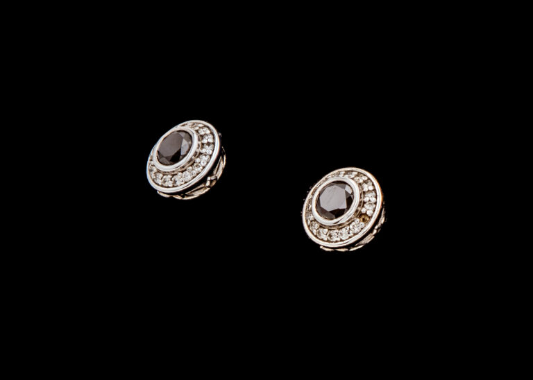 CI0001294 - 2.7 grams 9 carat White Gold Black Diamond and Diamond Stud Earrings