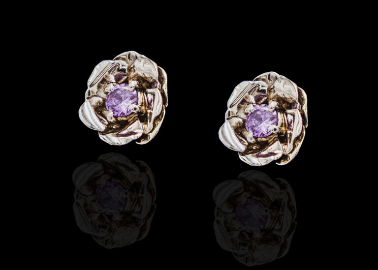 CI0001362 - 3.9 grams Platinum Gemstone Floral Design Stud Earrings