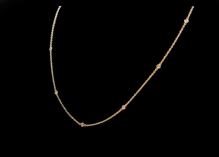 CI0001128 - 3.2 grams 18 carat White Gold Diamond Chain