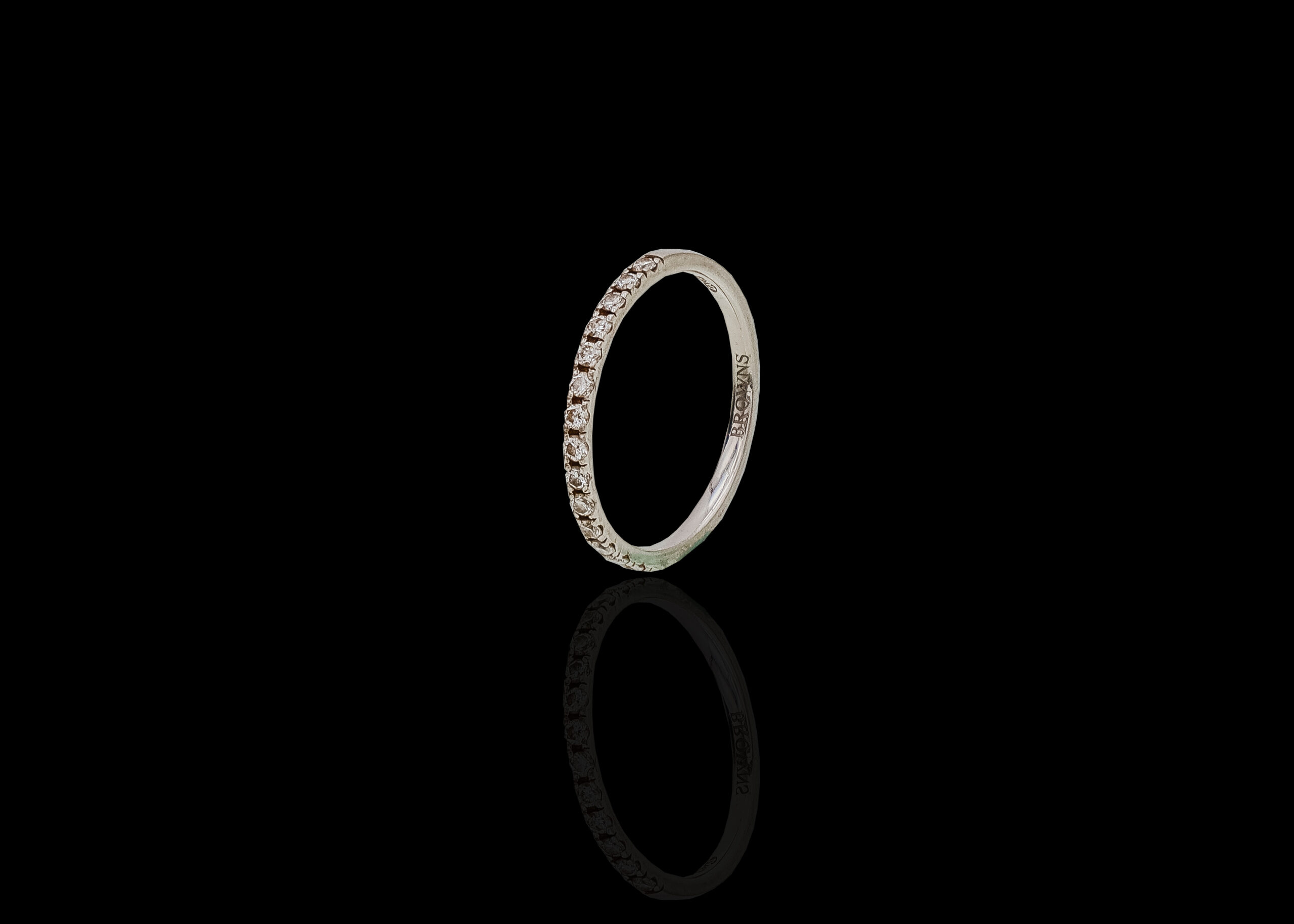 CI0001391 - 2.2 grams 18 carat White Gold Diamond Browns Half Eternity Ring