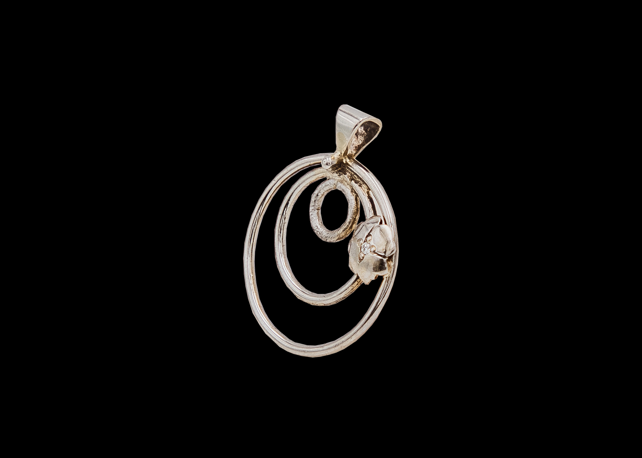 CI0001439 - 2.1 grams Platinum Diamond Pendant