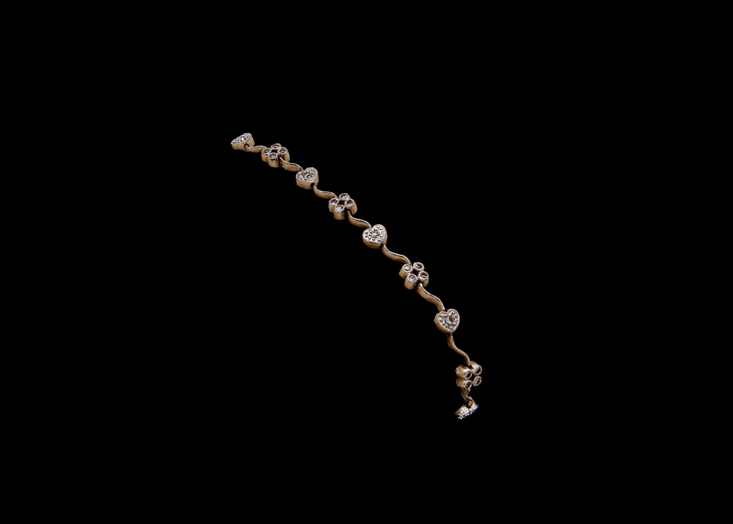 CI0001102 - 6.2 grams 18 carat White Gold Diamond Bracelet