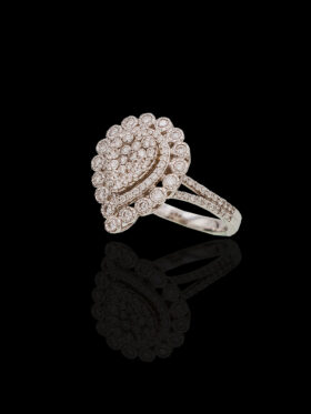 CI0001010 - 5 grams 18 carat White Gold Diamond Cocktail Ring