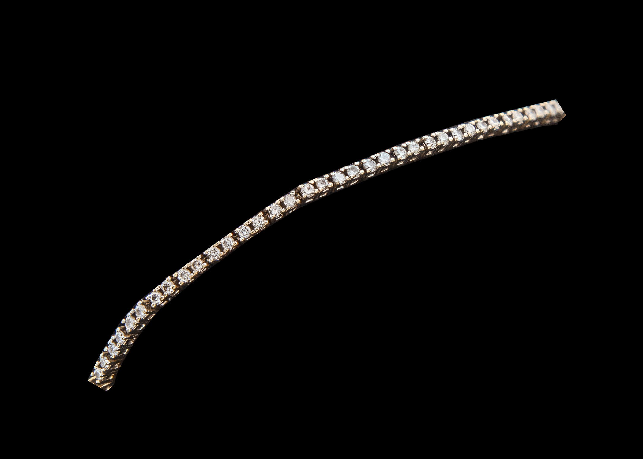 CI0001040 - 6.8 grams 18 carat White Gold Diamond Tennis Bracelet