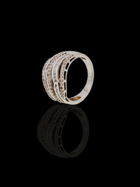 CI0001087 - 5.3 grams 18 carat White Gold Diamond Eternity Style Ring