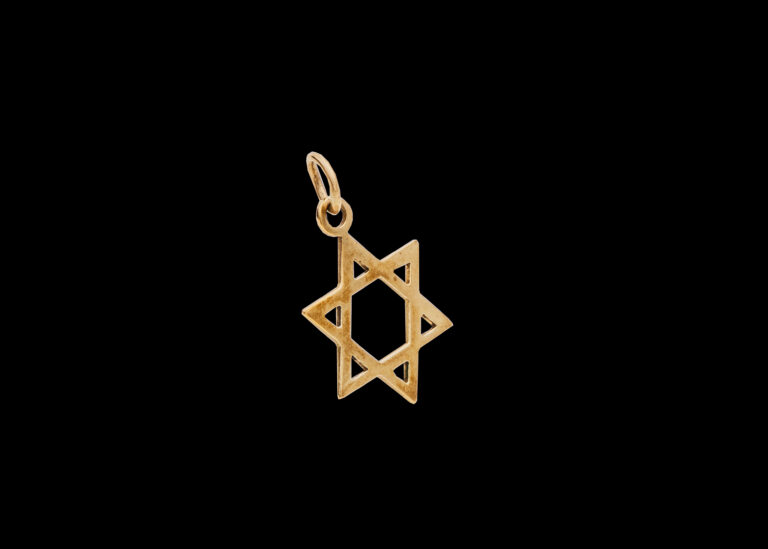 CI0001113 - 0.65 grams 9 carat Yellow Gold Star of David Pendant