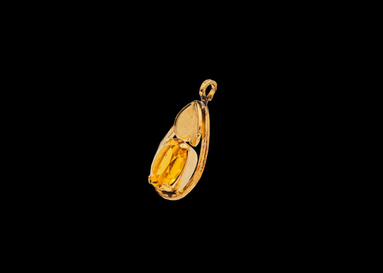 CI0001121 - 0.8 grams 9 carat Yellow Gold Gemstone Pendant