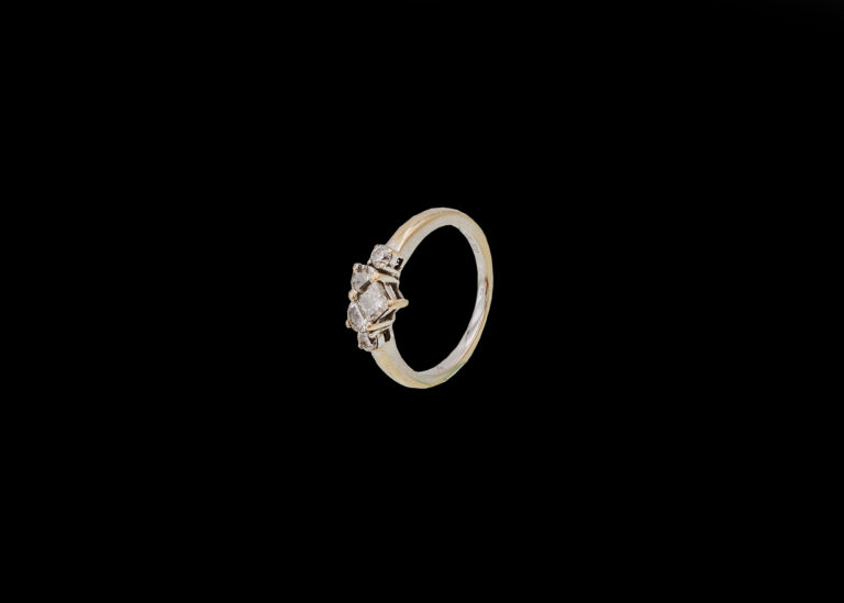 CI0001165 - 3.1 grams 18 carat White Gold Diamond Heart Engagement Ring