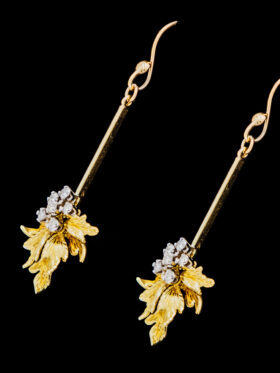 CI0001033 - 4.4 grams 18 carat Yellow Gold Diamond Drop Earrings Floral Leaf Design