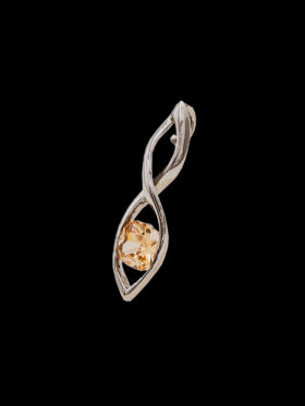 CI0001042 - 1.5 grams Platinum Gemstone Pendant