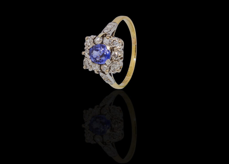 CI0001560 - 3.2 grams 18 carat Two Tone (White and Yellow Gold) Sapphire and Diamond Ring